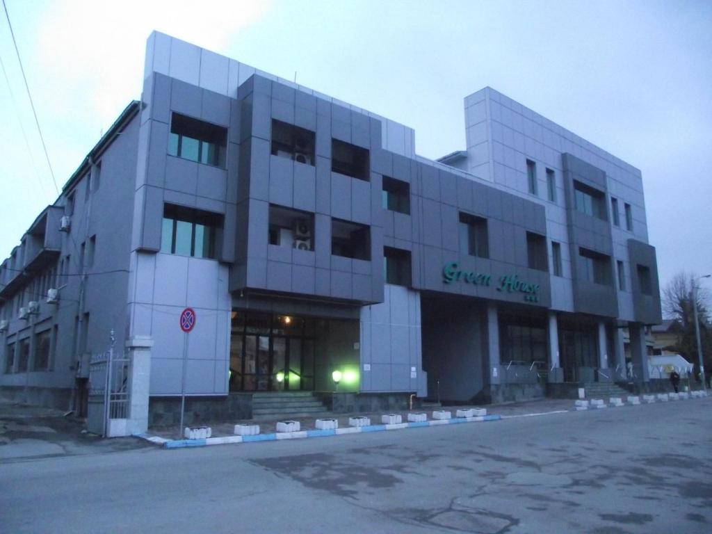 Hotel Green House Craiova Exterior photo